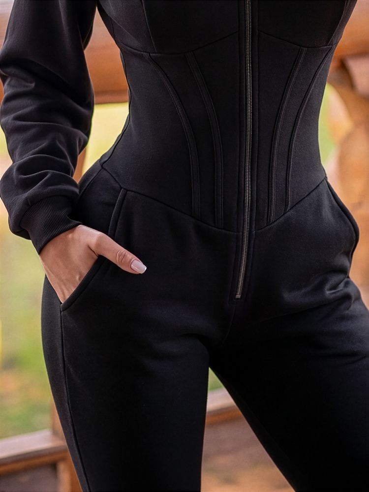 Bona Fide: Vivienne suit "Black"
