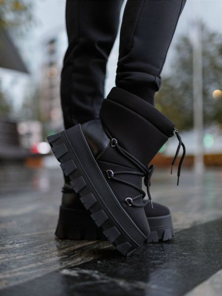 Bona Fide: Lady Moon "Black" Bona Fide: Lady Moon "Black"