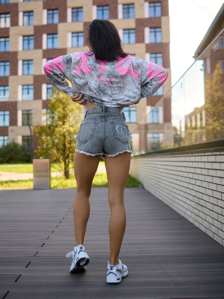 Bona Fide: Oversize Crop Longsleeve "Sexy Club" Bona Fide: Oversize Crop Longsleeve "Sexy Club"