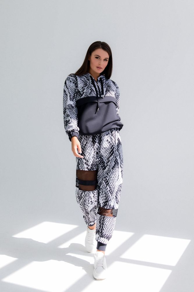 Bona Fide: Nude Strips Cobra "White" Bona Fide: Nude Strips Cobra "White"