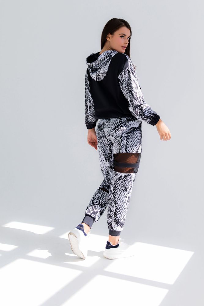 Bona Fide: Nude Strips Cobra "White" Bona Fide: Nude Strips Cobra "White"