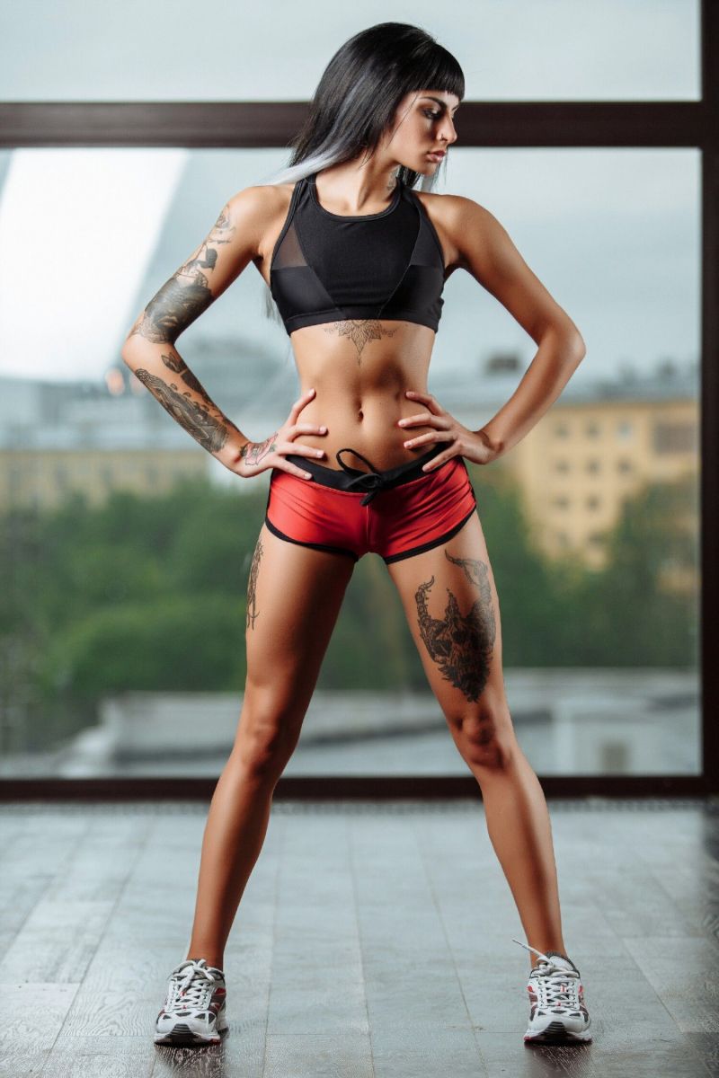 Bona Fide: Shorts "Dark Red & Black"