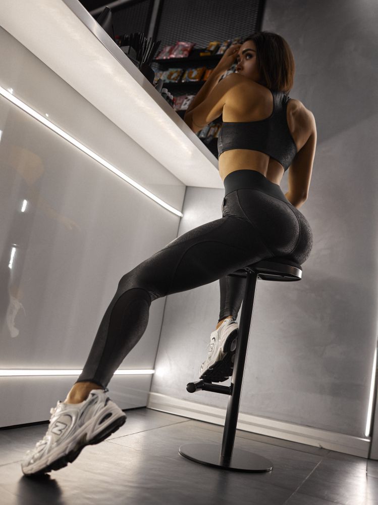 Bona Fide: DeJaVu "Snake"