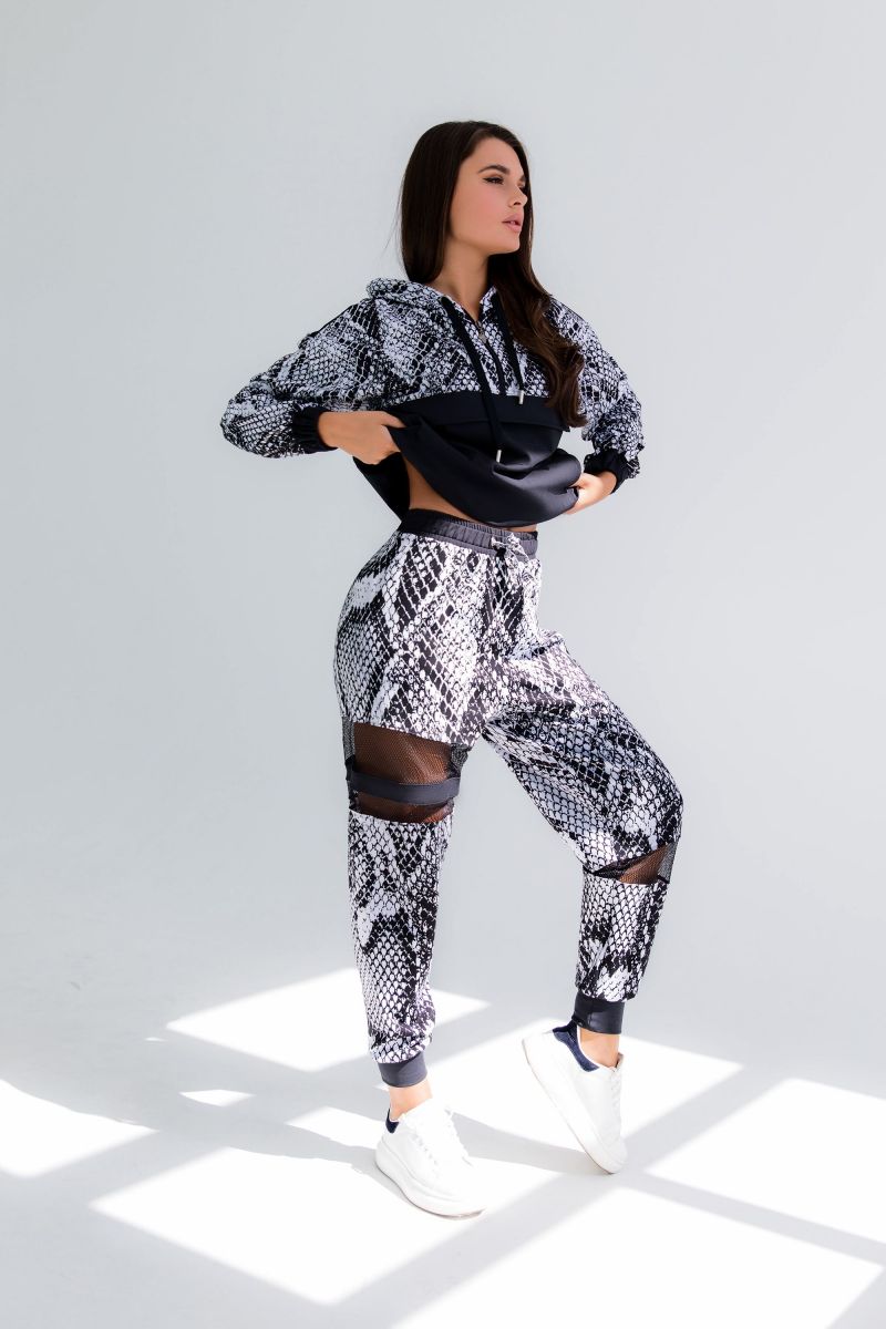 Bona Fide: Nude Strips Cobra "White"