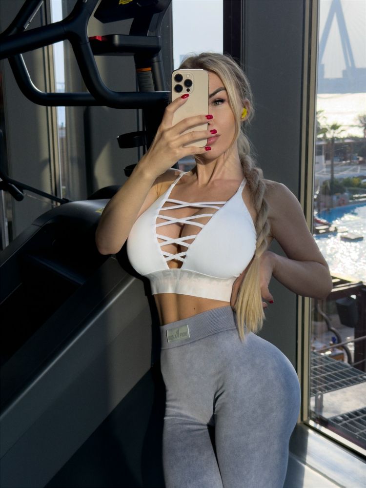 Bona Fide: Butt booster "Gray mist"