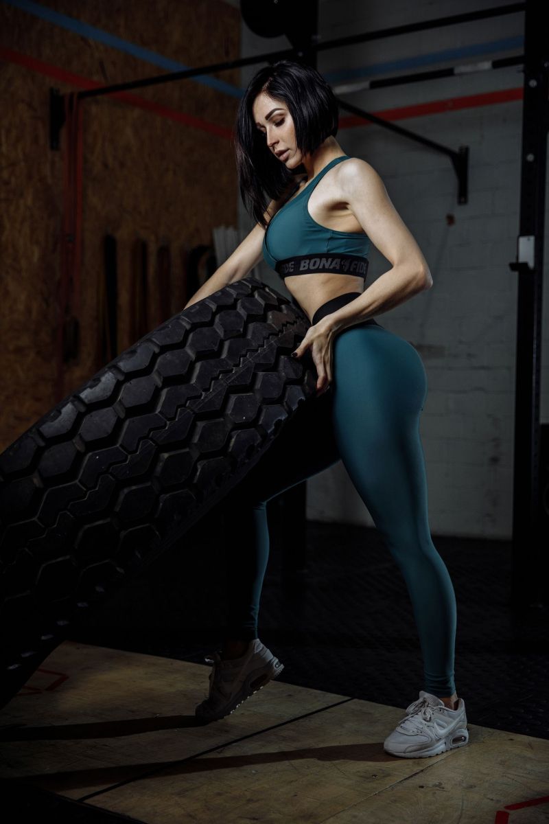 Bona Fide: Bona Corsage "Bayberry"