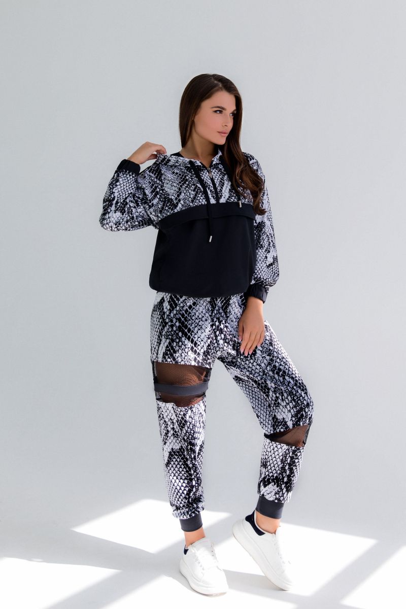 Bona Fide: Kangaroo Cobra "White"