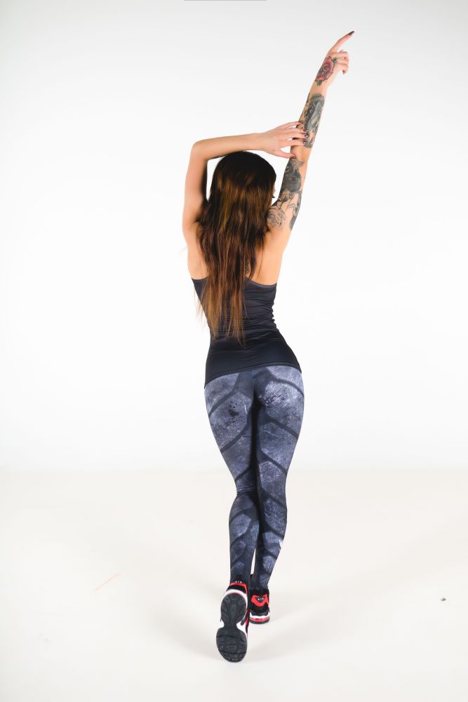 Bona Fide: BonaShort "Iron Lady" 