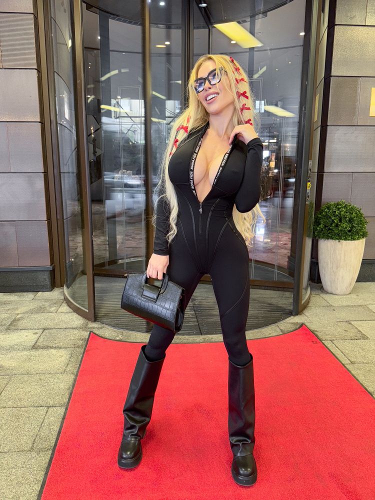 Bona Fide: Hot-shape Suit  "Black"