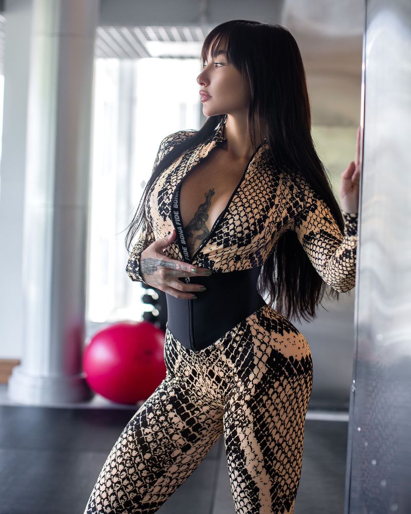 Bona Fide: Arcana Syndycate Base MRL Cobra "Beige"