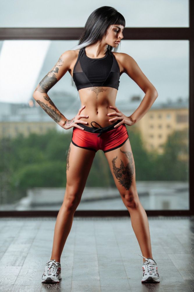 Bona Fide: Shorts "Dark Red & Black"