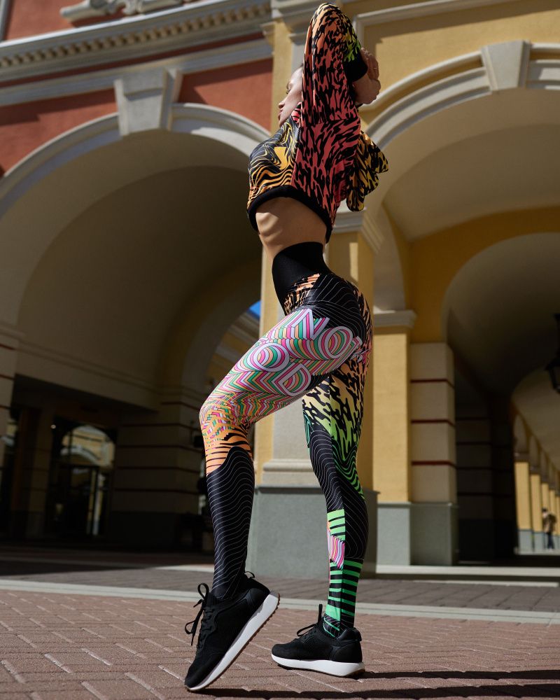 Bona Fide: Bona Corsage Vibes "Peach"