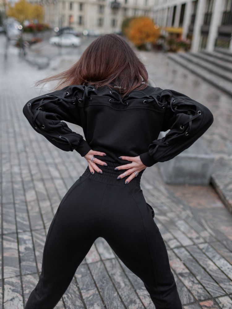 Bona Fide: Delila "Black"