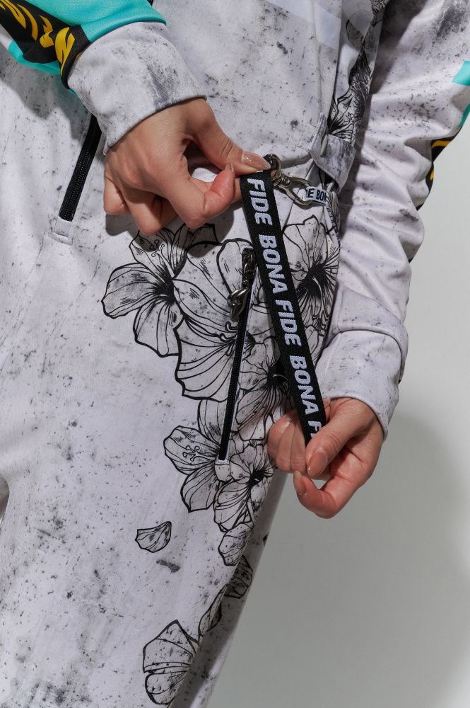 Bona Fide: My Galaxy La Florista "Ceramic"