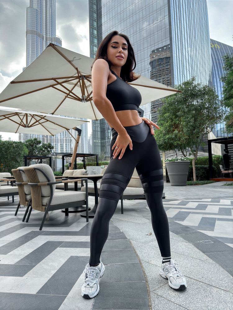 Bona Fide: Windy Top "Black"