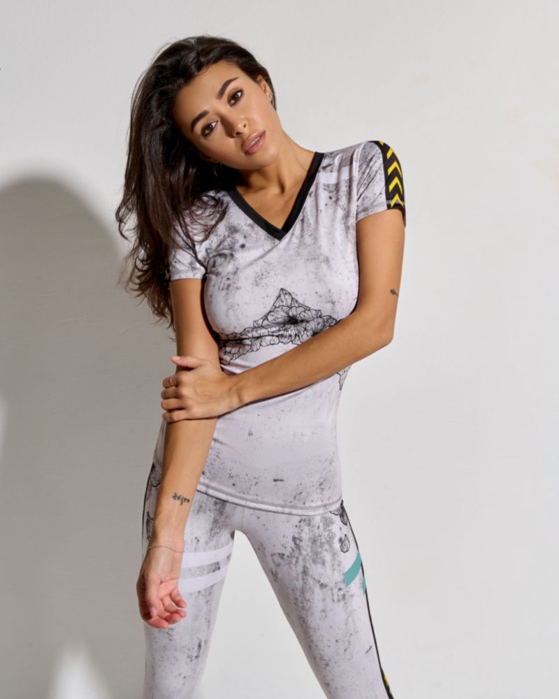 Bona Fide: V-Shirt La Florista "Ceramic"