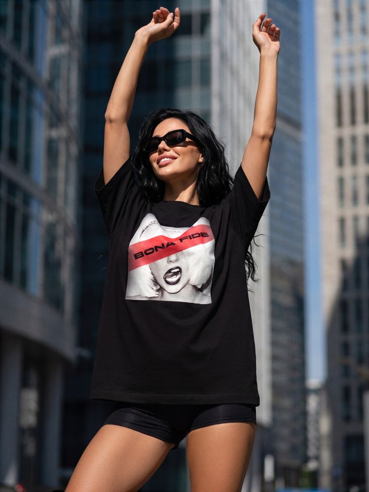 Bona Fide: OVERSIZE T-shirt "Bad Romance"