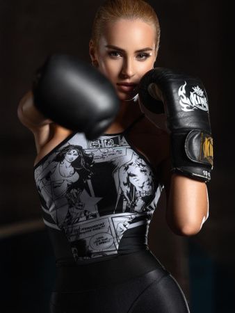 Bona Fide: Sporty Top "Bona Woman"