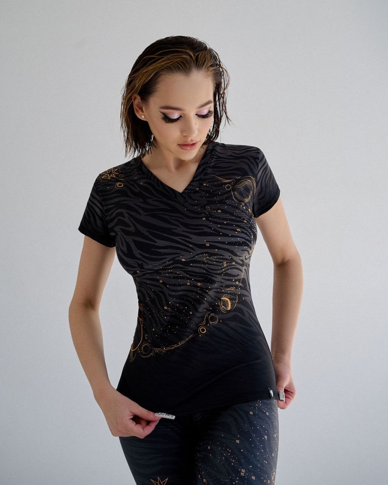 Bona Fide: V-Shirt "Wild Witch"