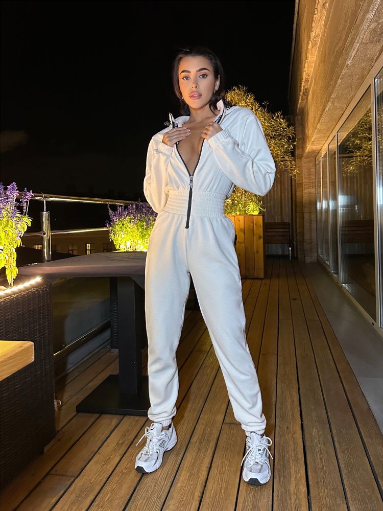 Bona Fashion: Turbo "Milky White"