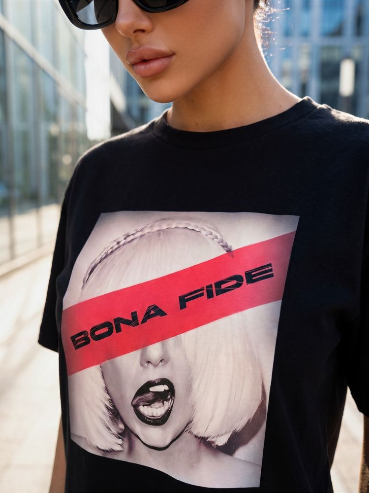 Bona Fide: OVERSIZE T-shirt "Bad Romance"