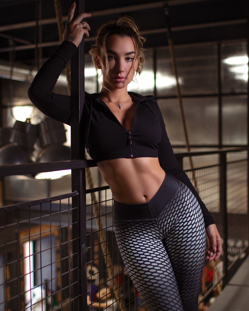 Bona Fide: Pretty Girl  "Black"