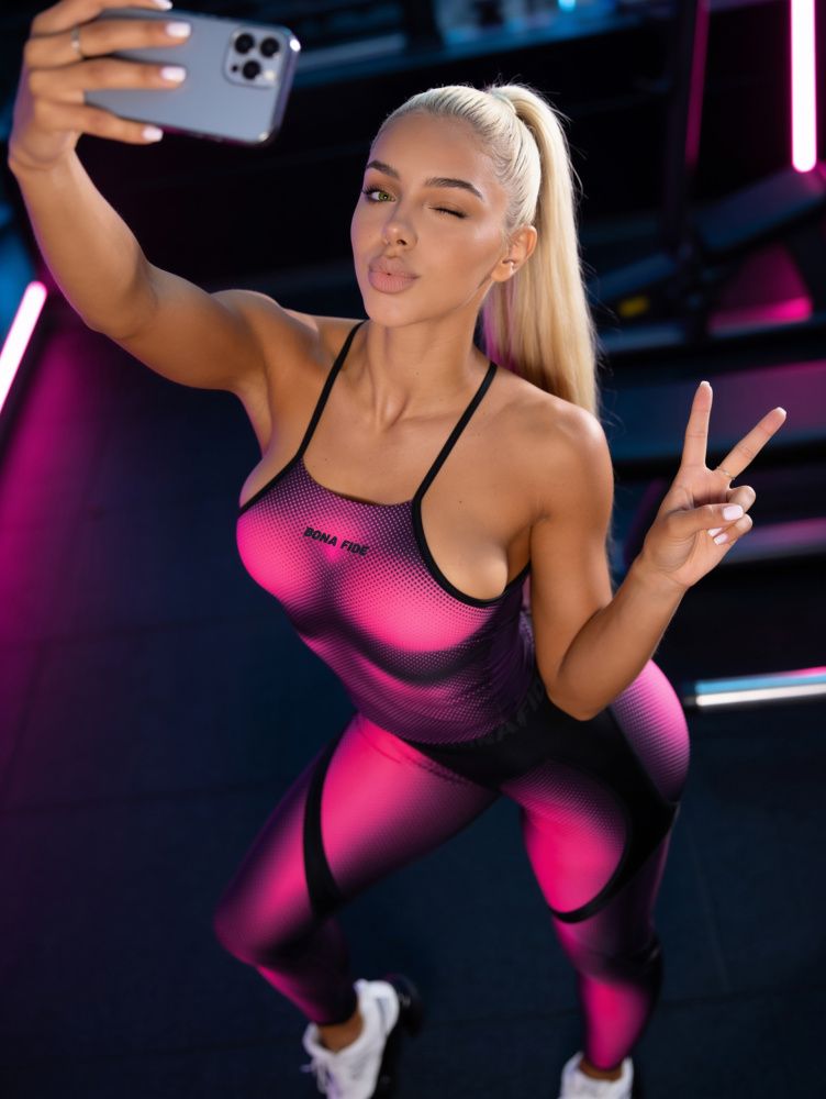 Bona Fide: Sporty Top "Ecstasy"