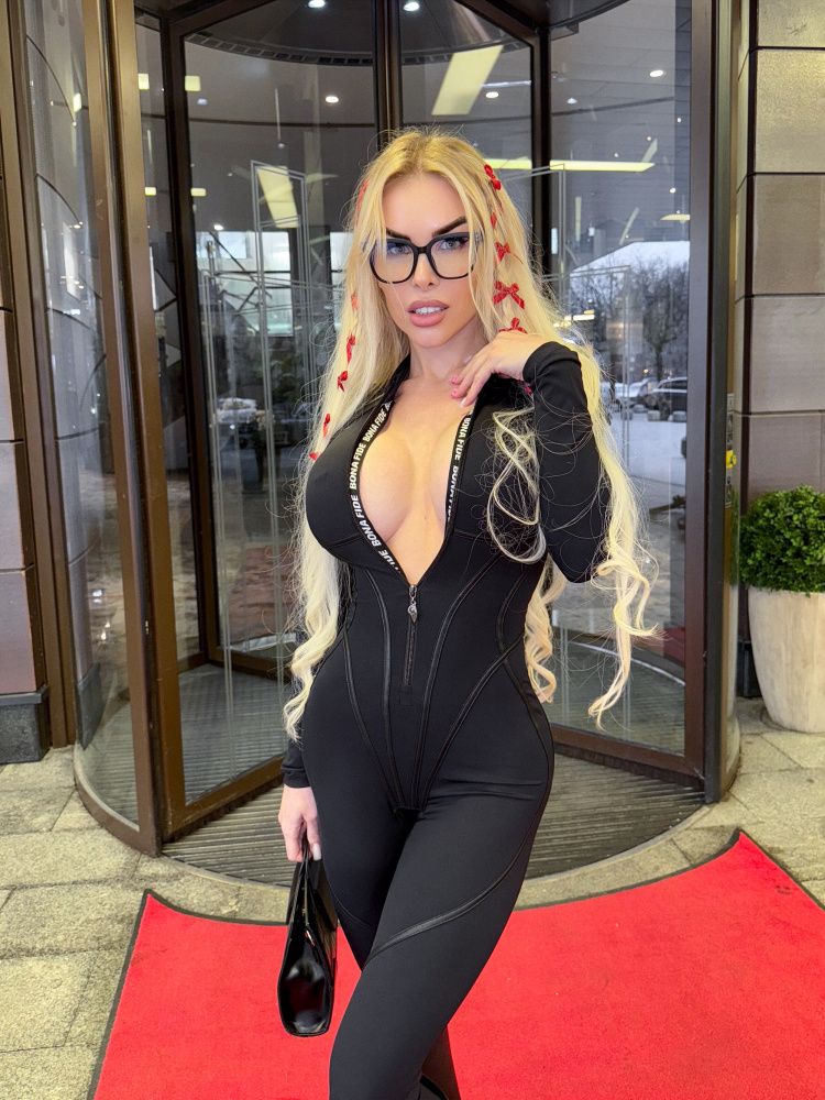 Bona Fide: Hot-shape Suit  "Black"