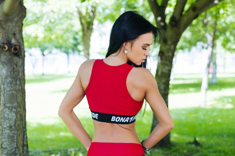 Bona Fide: Top Mini "Dark Red"