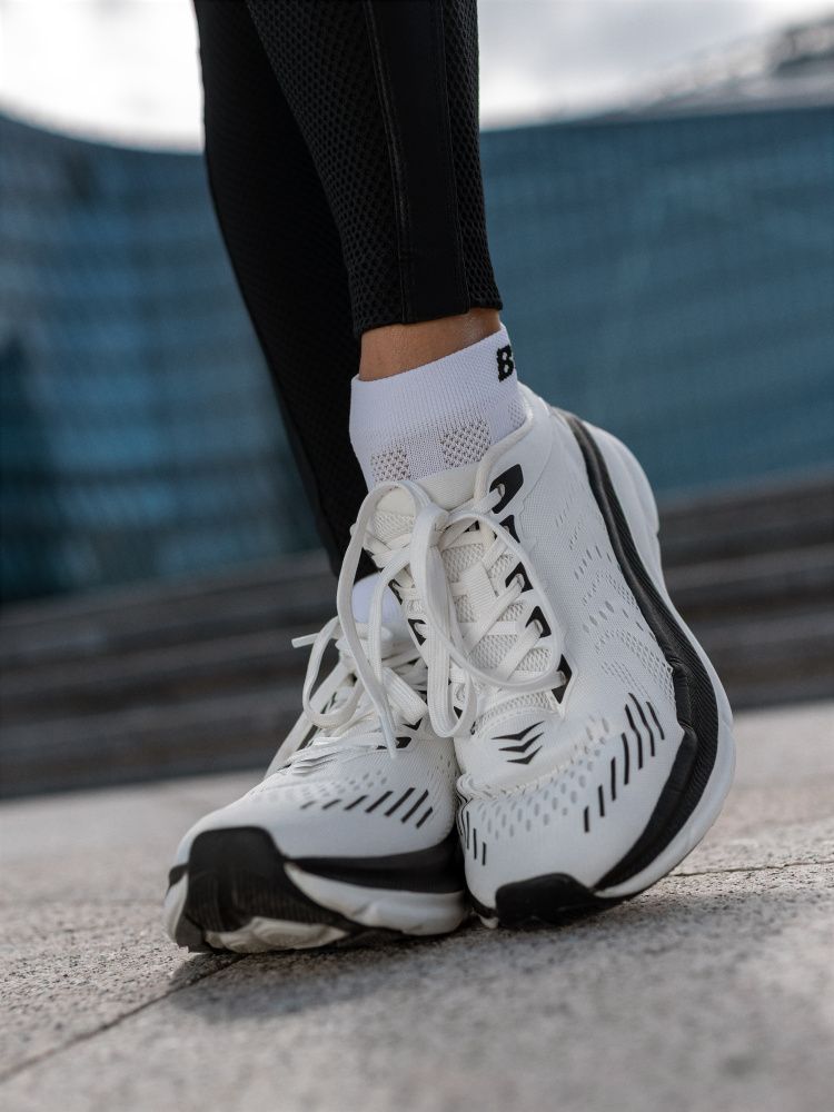 Bona Fide: Sneakers Vortex Runner  "White"