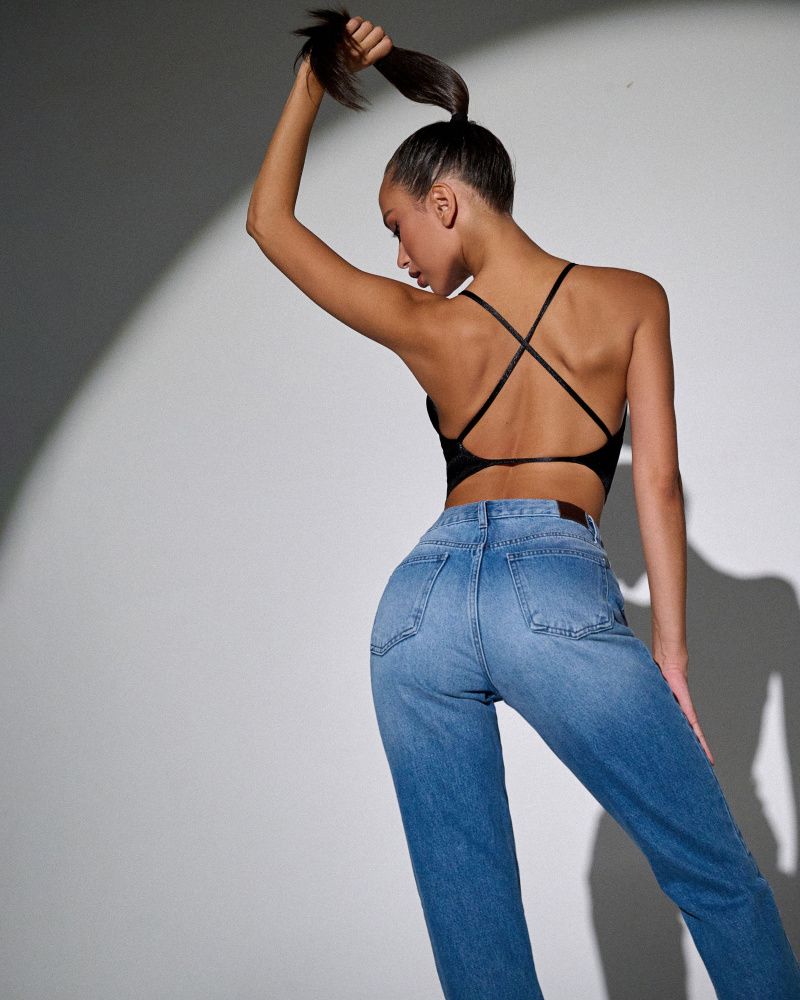 Bona Fashion:  Top Eros "Black Fluid"