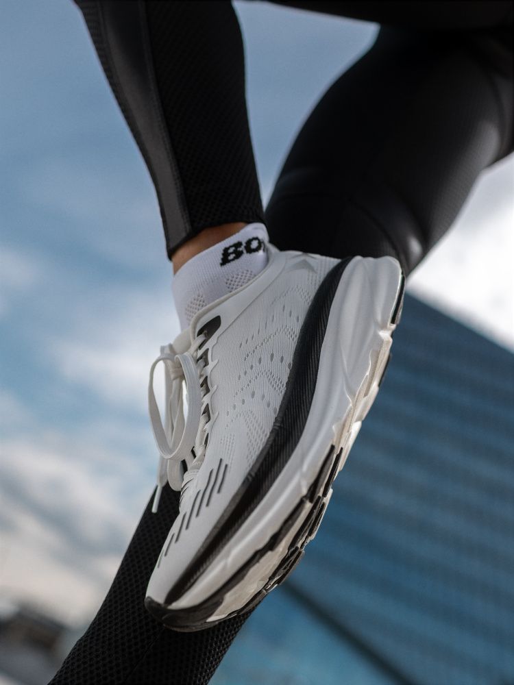 Bona Fide: Sneakers Vortex Runner  "White"