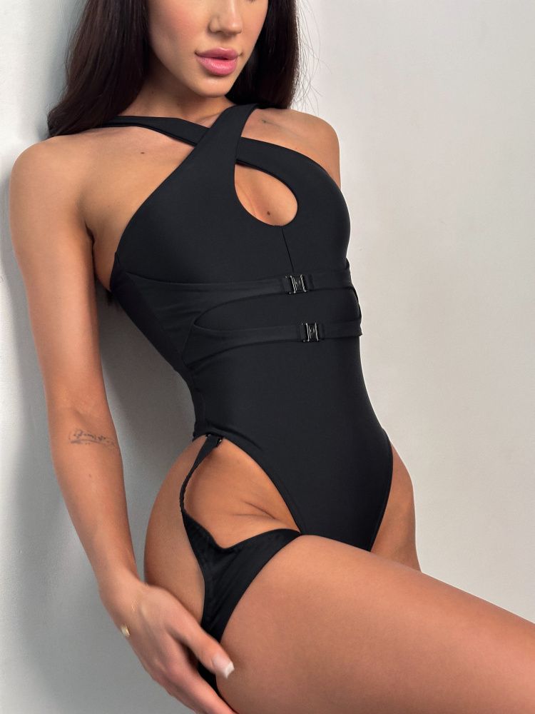 Bona Fide: Lara Croft "Black"