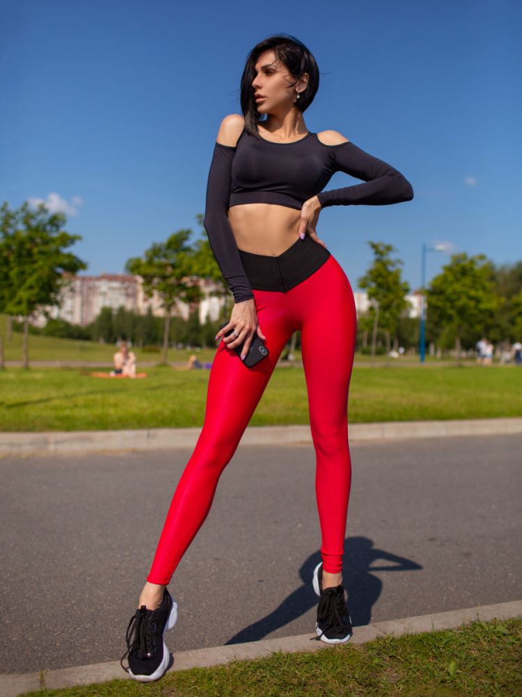 Bona Fide: Bona Corsage "Red"