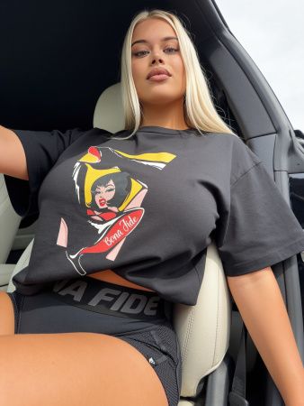 Bona Fide: OVERSIZE T-shirt "High heels"