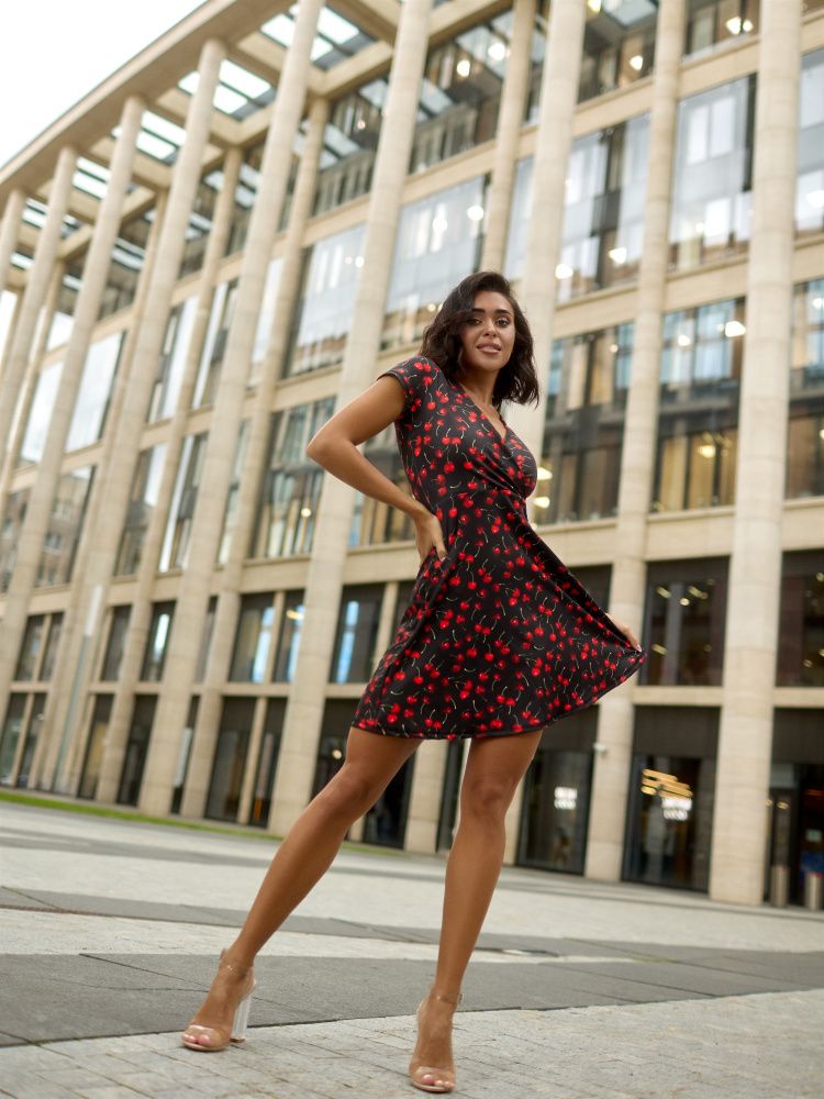 Bona Fashion: Decolletage "Black & Cherry"