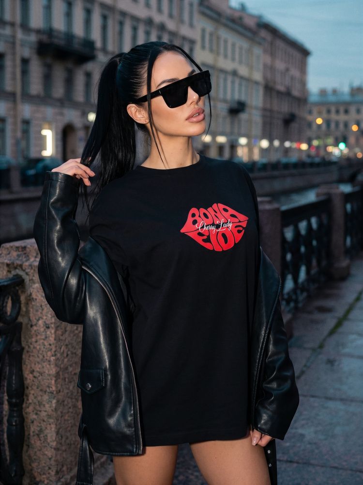 Bona Fide: OVERSIZE T-shirt "Cherry Lady"