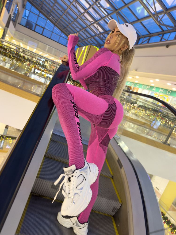 Bona Fide: Majestic Rash "Pink Melanje"