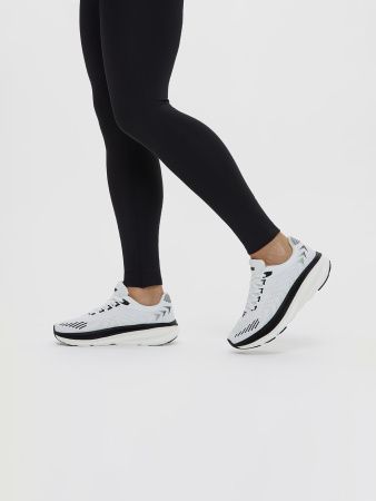 Bona Fide: Sneakers Vortex Runner  "White"
