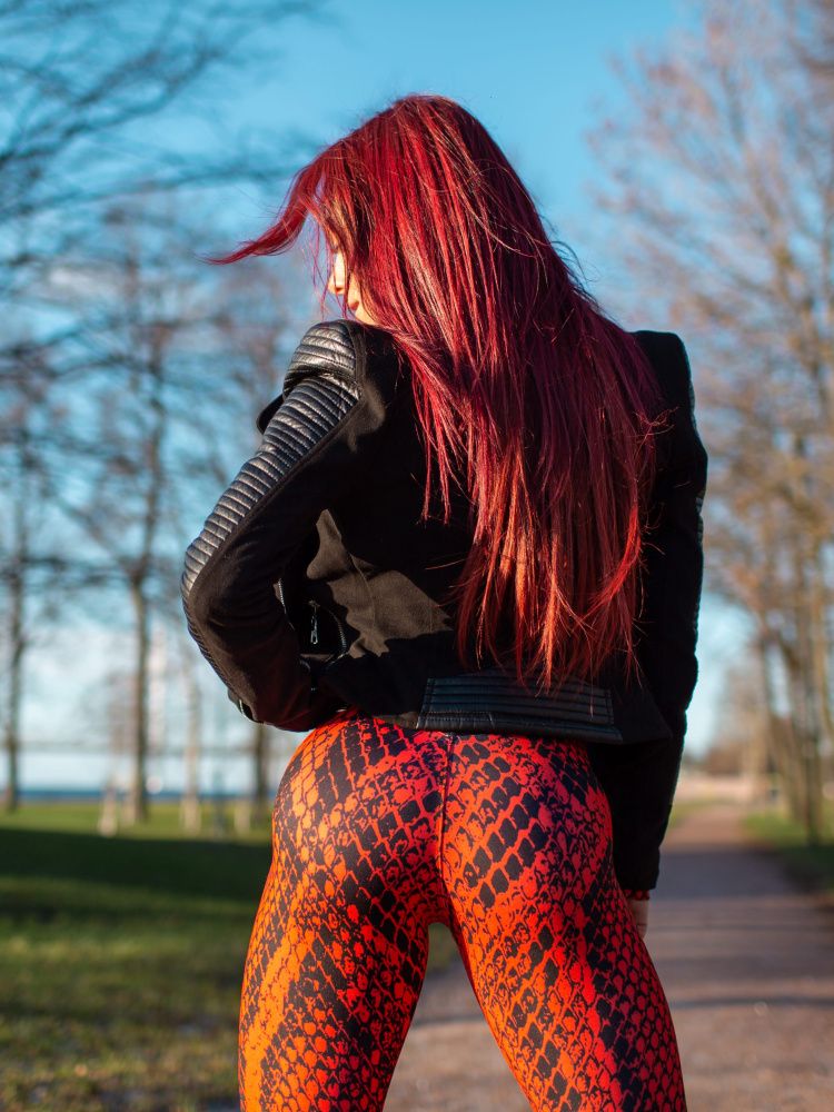 Bona Fide: Arcana Syndycate Base MRL Cobra "Red"