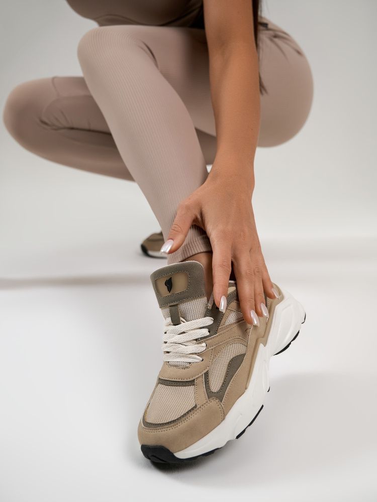 Bona Fide: Sneakers "Future beige"