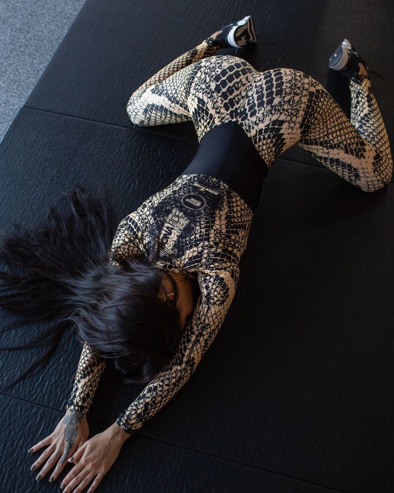 Bona Fide: Arcana Syndycate Base MRL Cobra "Beige"