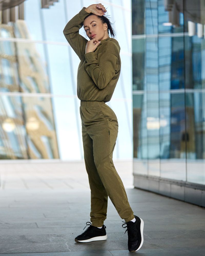 Bona Fide: Flex-pants "Khaki Velvet"