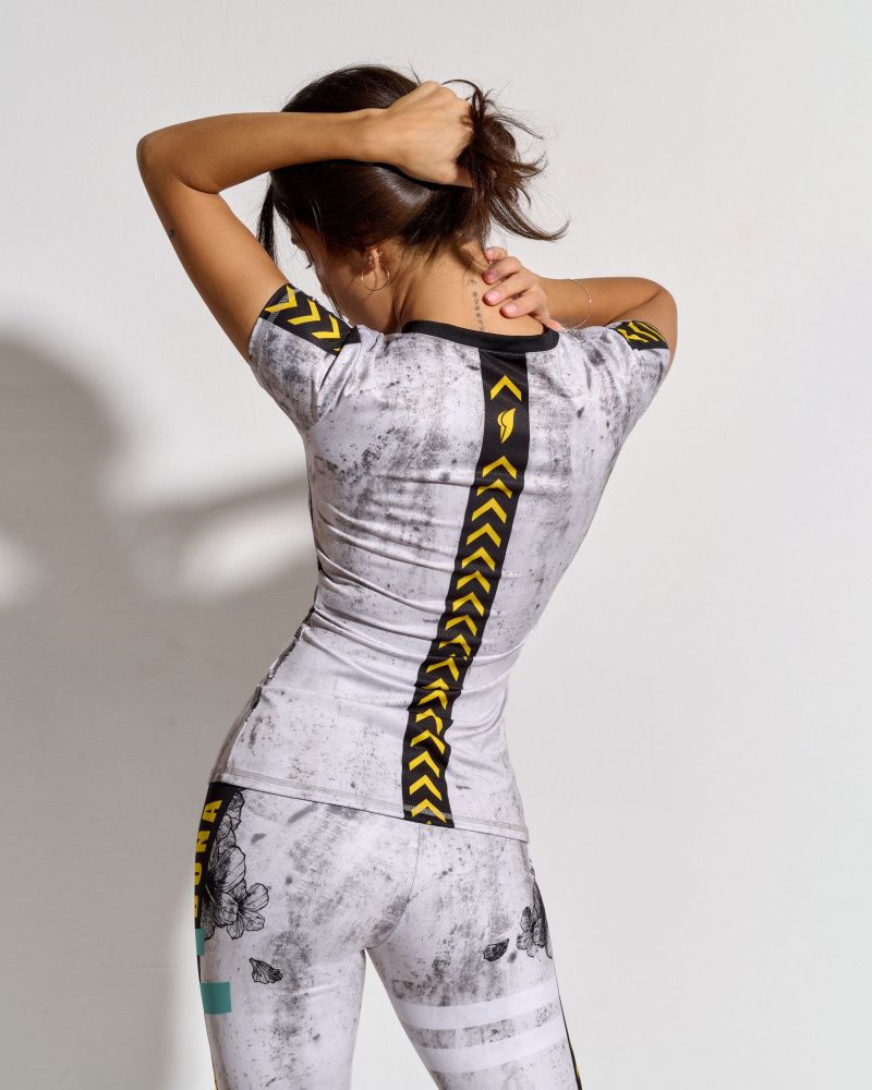 Bona Fide: V-Shirt La Florista "Ceramic"