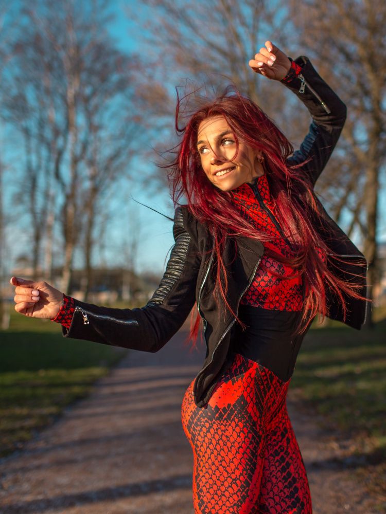 Bona Fide: Arcana Syndycate Base MRL Cobra "Red"