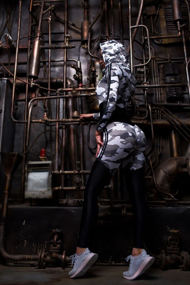 Bona Fide: Arcana Syndicate Golf MRL "Military Spring"