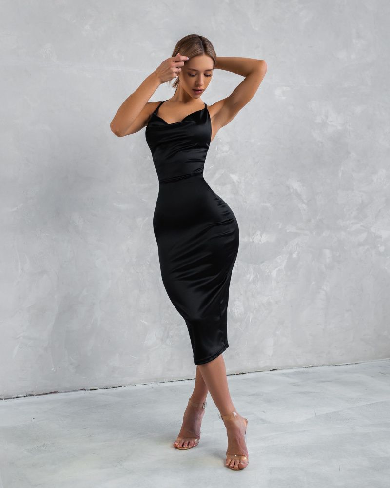 Bona Fashion: Femme  "Black Fluid"