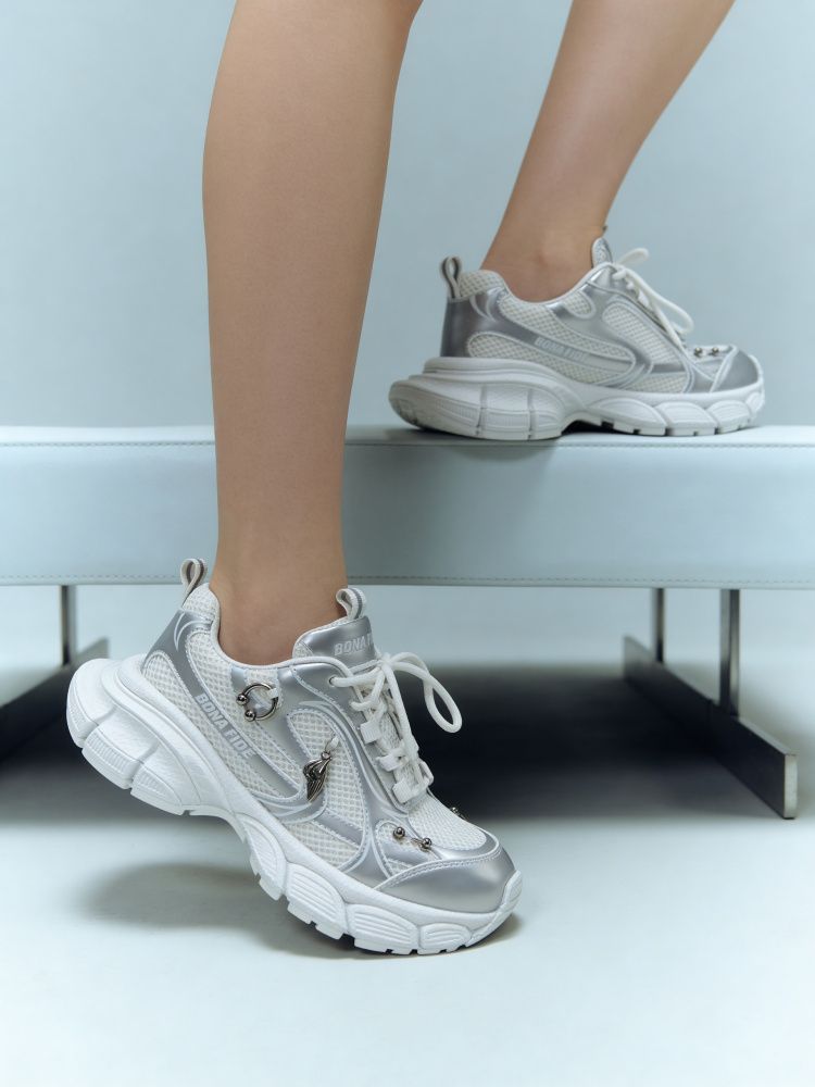 Bona Fide: Sneakers Iron Step "Silver"